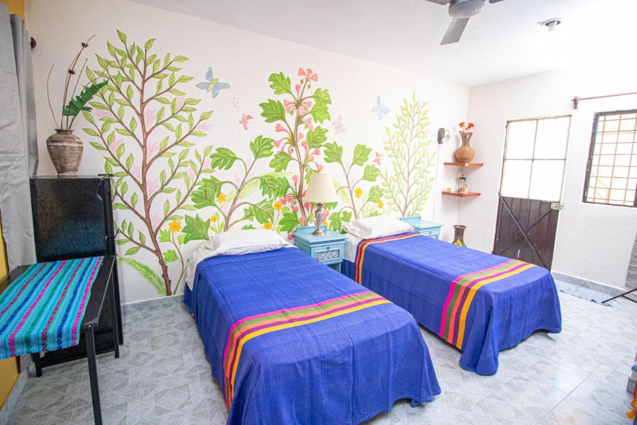 La Casa Del Almendro Hotel Playa del Carmen Luaran gambar