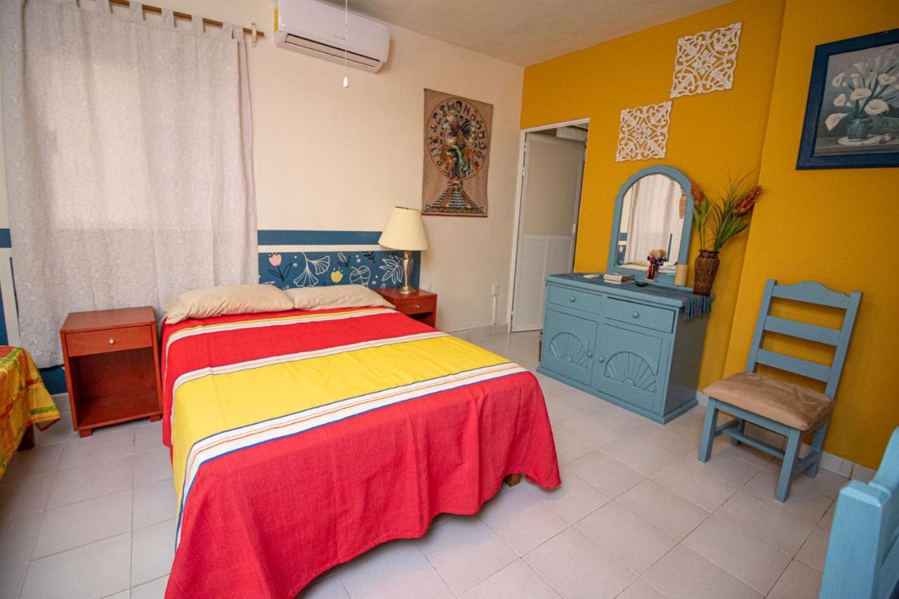 La Casa Del Almendro Hotel Playa del Carmen Luaran gambar