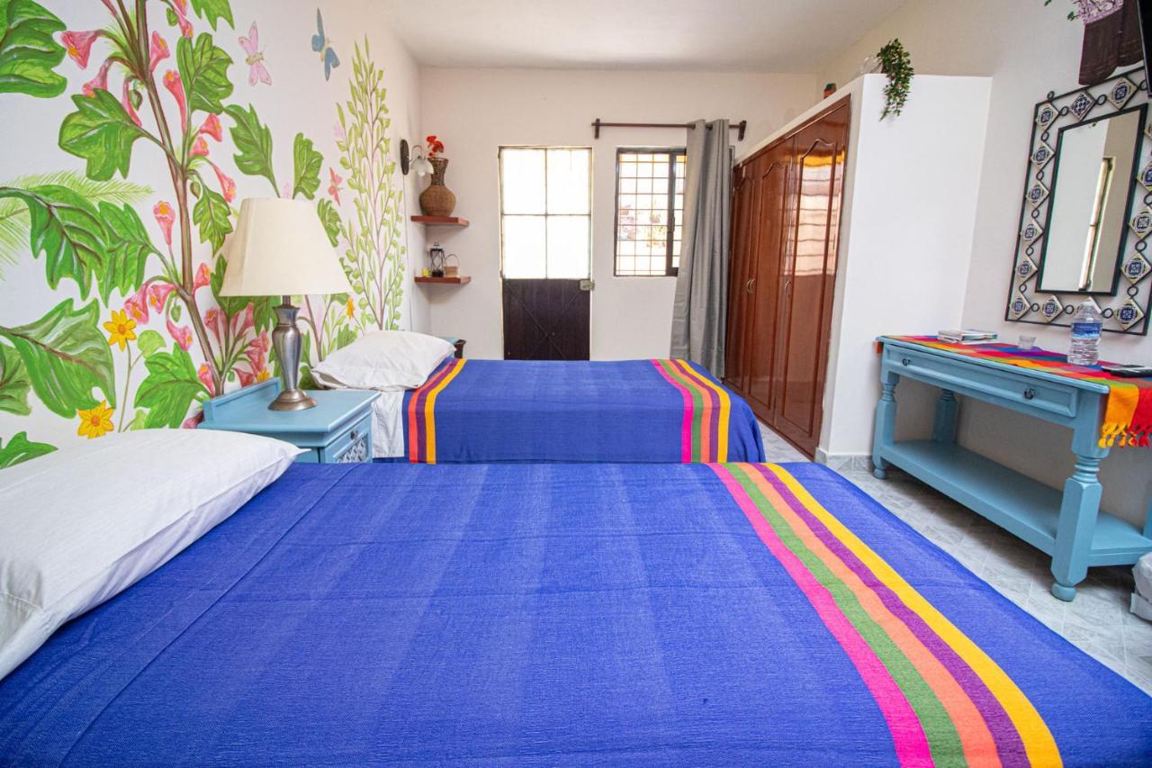 La Casa Del Almendro Hotel Playa del Carmen Luaran gambar