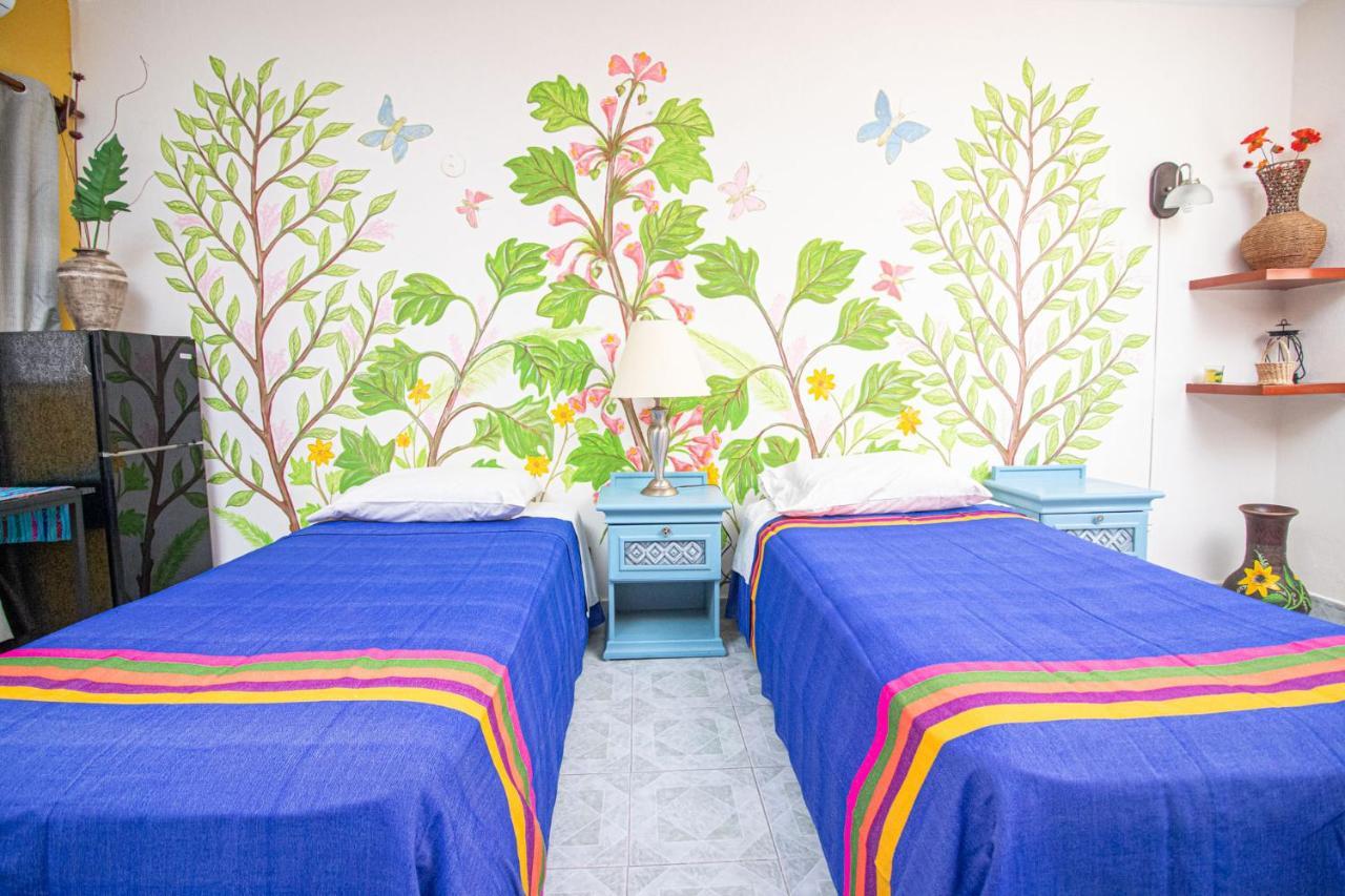 La Casa Del Almendro Hotel Playa del Carmen Luaran gambar